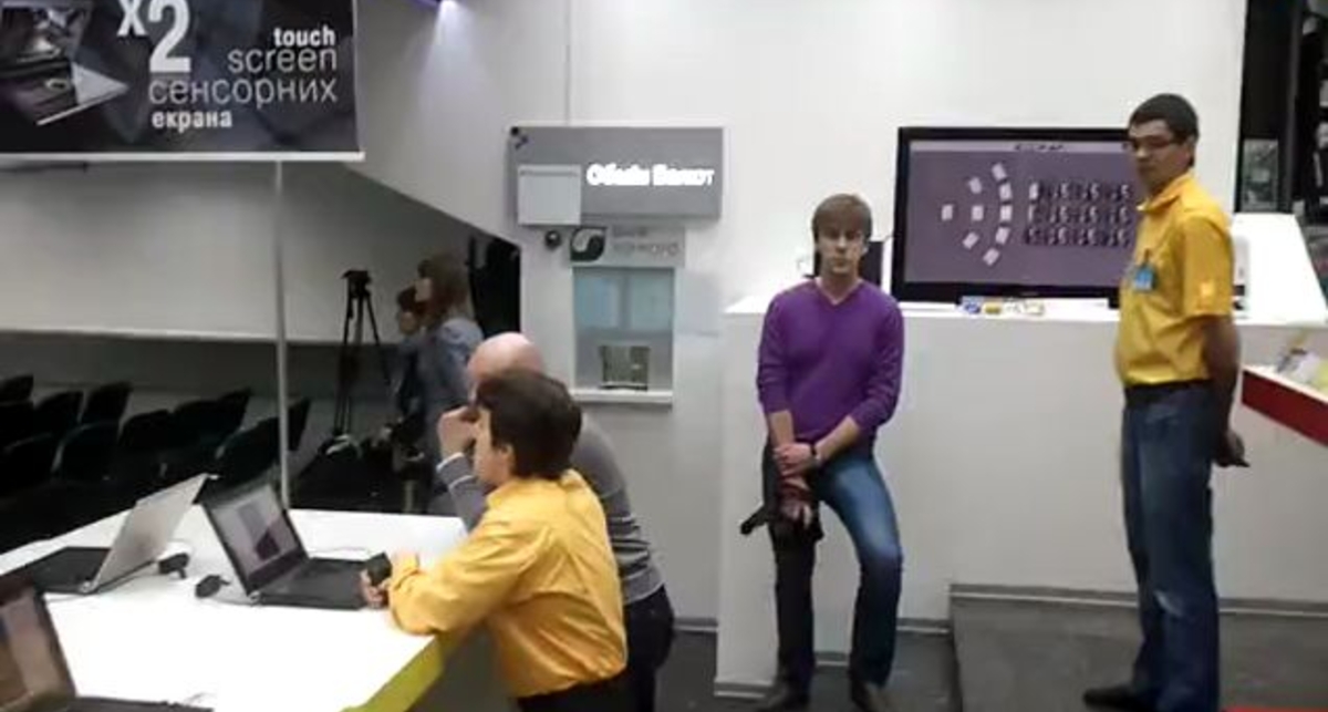 Магазин MOYO на Крещатике