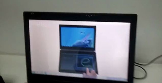 Acer Iconia - демонстрация сенсорной панели