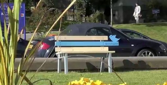 TweetingSeat - твиттер-скамейка