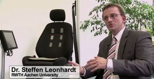 Концептуальное сиденье отслеживающее сердцебиение