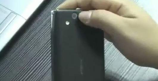 Поддельный Xperia Arc из Китая