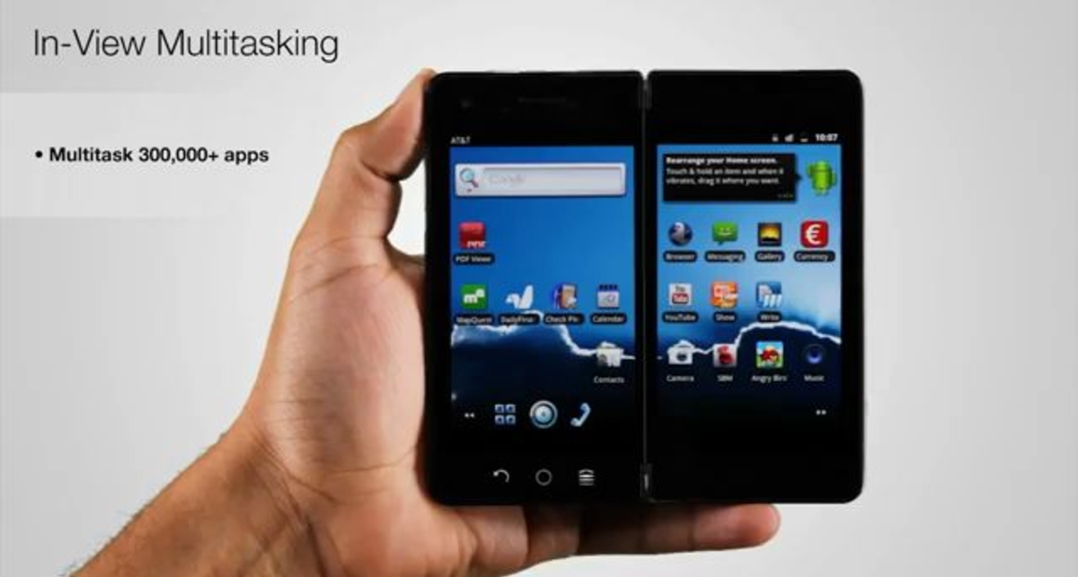 Рабочий прототип гуглофона с двуми дисплеями