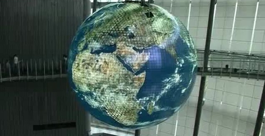 Гигантский Глобус из OLED дисплеев