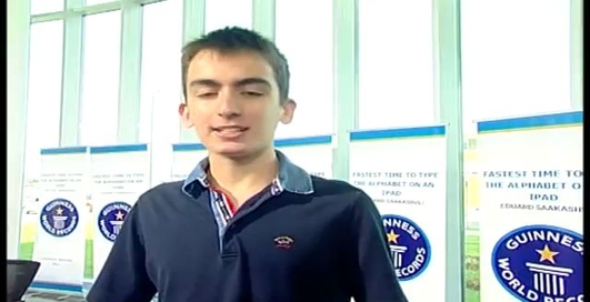 Сын Саакашвили - рекордсмен по набору текса на ipad