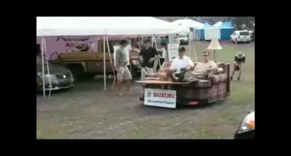 Самоходный диван от Suzuki