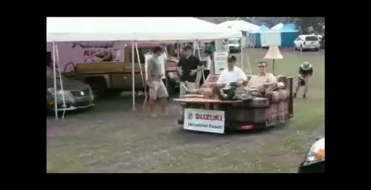 Самоходный диван от Suzuki