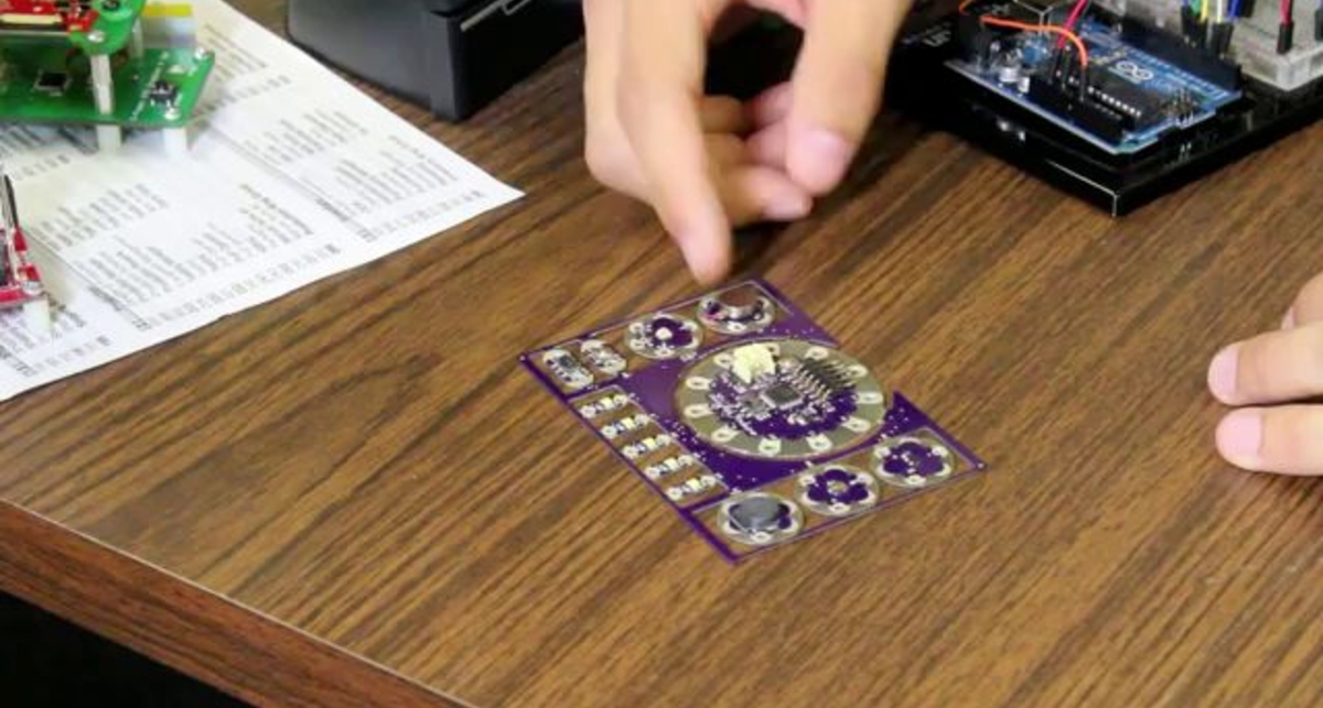 Набор для начинающих электронщиков