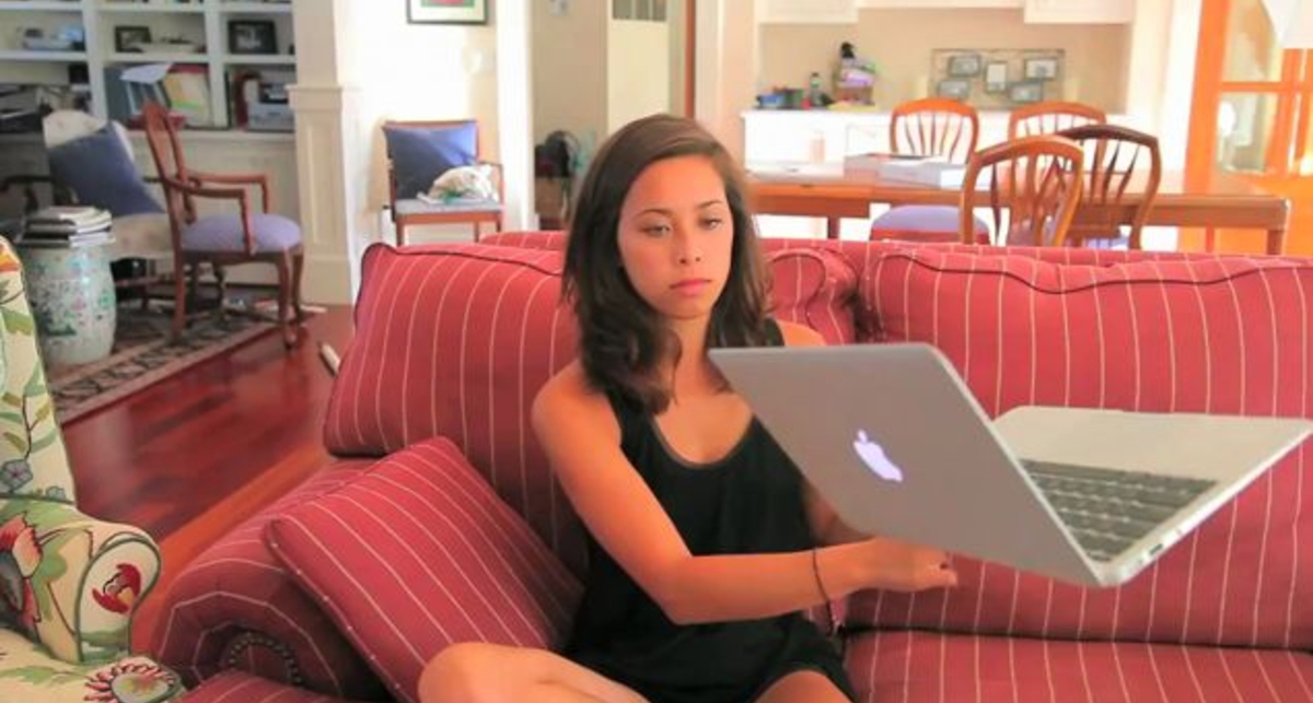 Летающий MacBook Air