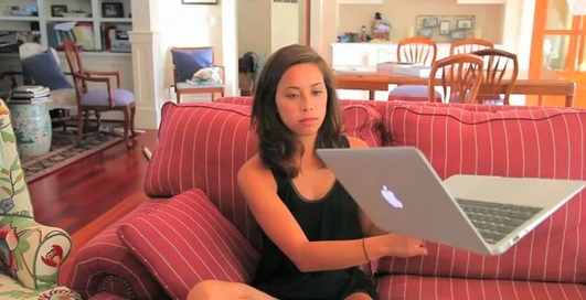 Летающий MacBook Air