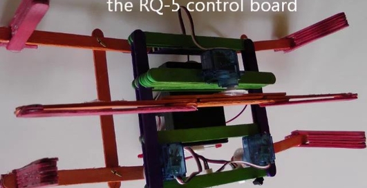 Робот из палочек от мороженного