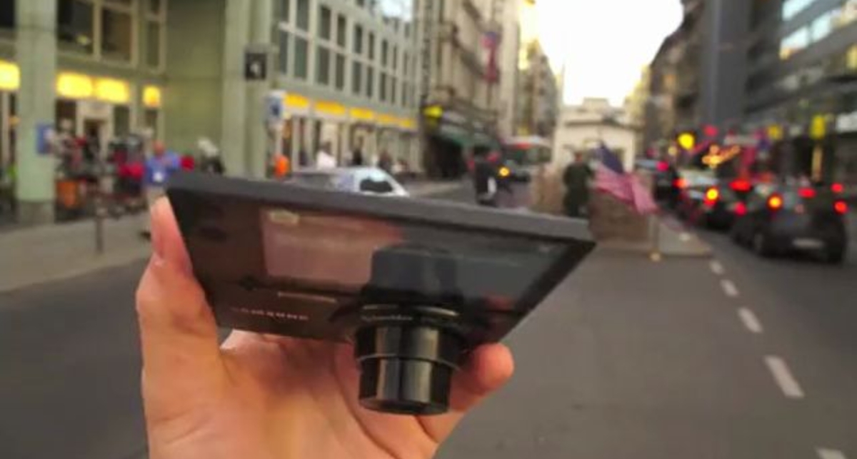 Samsung MV800 – мыльница с откидным экраном