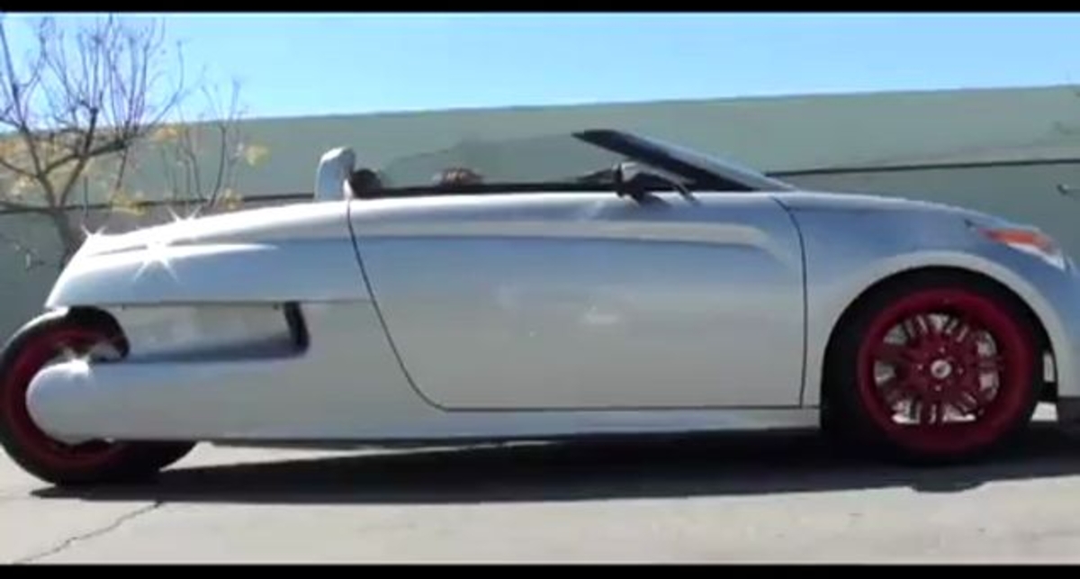 Электрический трехколесный автомобиль R3