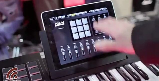 Akai Synthstation 49 - музыкальный контроллер для iPad