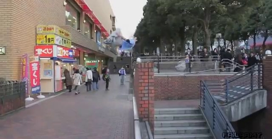 Смотрите самые невероятные трюки (видео)