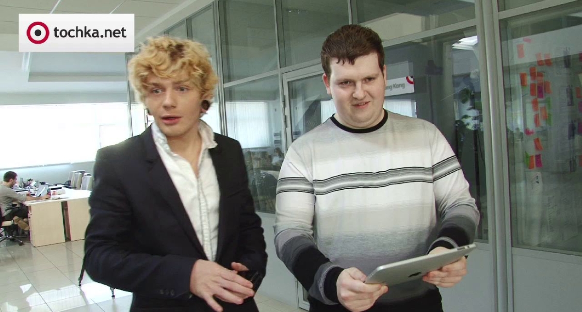 Parrot AR.Drone - летающий аксессуар для смартфона