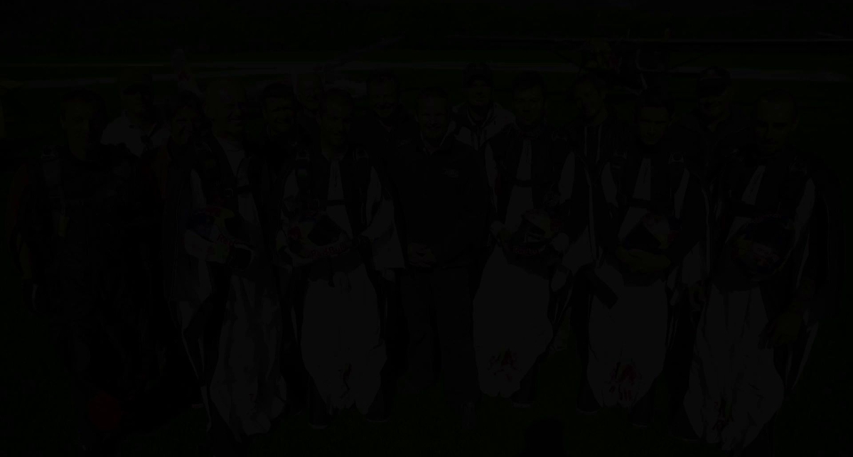 Пять суперменов превратились в мини-самолеты (видео)