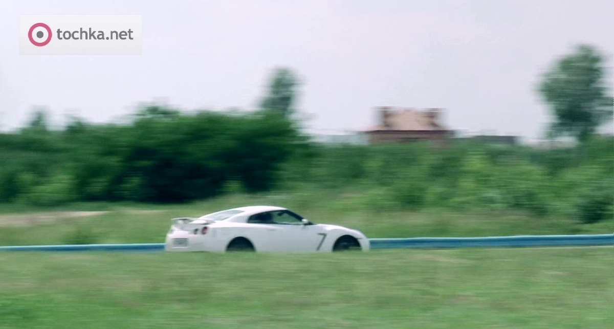 До Украины добрался самый безумный Nissan