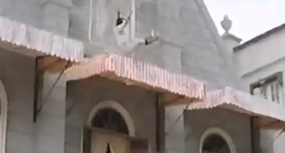 Смотрите лучшие трюки Джеки Чана из фильмов!