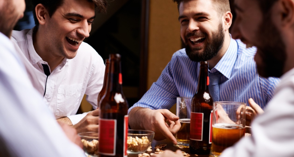 С кем поговорить о своей девушке