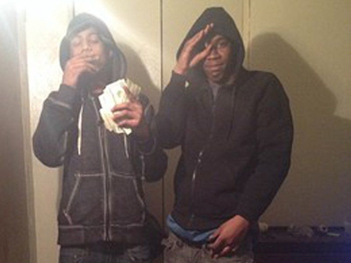 Фотка - и за решетку: ТОП-10 глупейших селфи