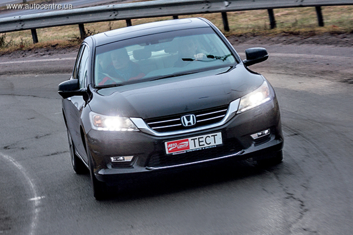 Тест-драйв Honda Accord 3.5: в новой тональности Тест-драйв Honda Accord 3.5: в новой тональности