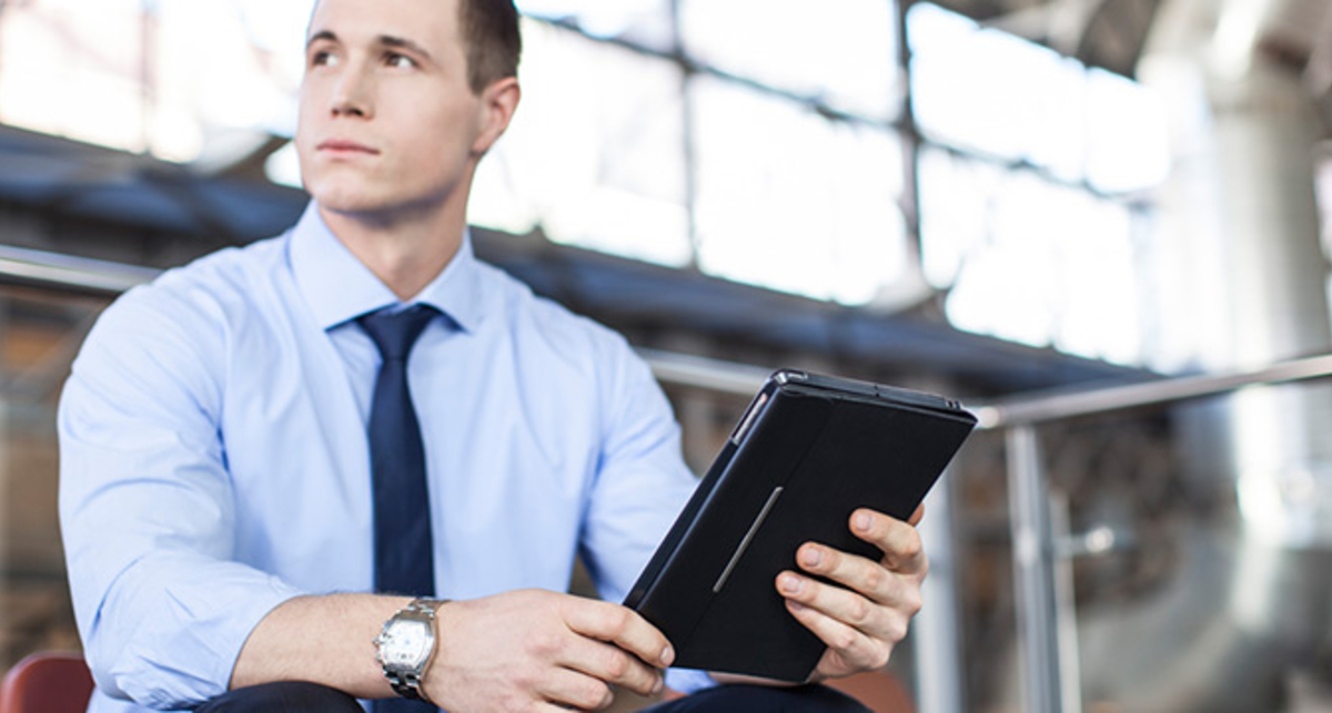 MPORT дарит подарки в честь своего дня рождения