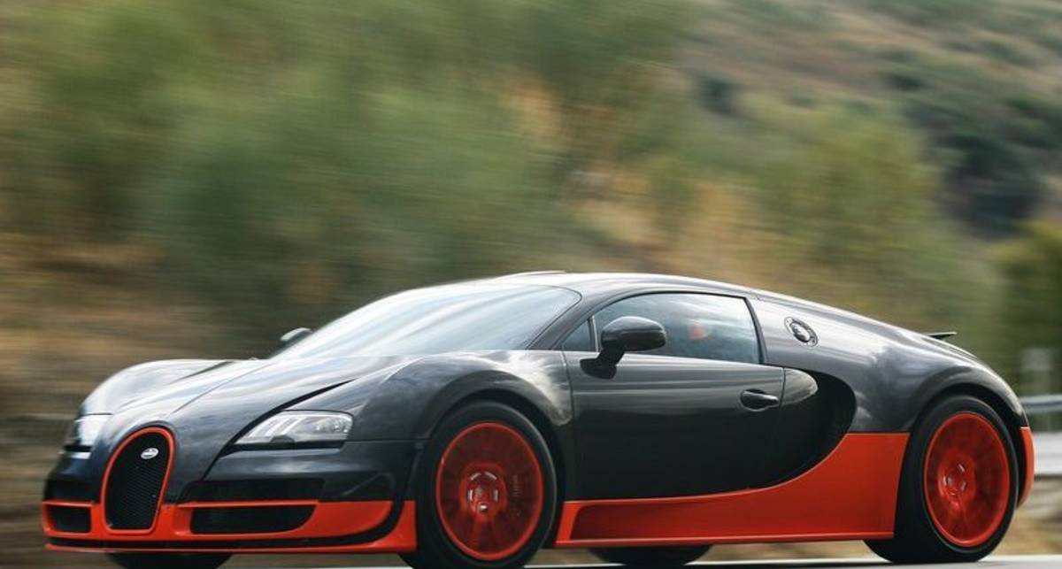 Марка Bugatti представит 1500-сильный гибрид