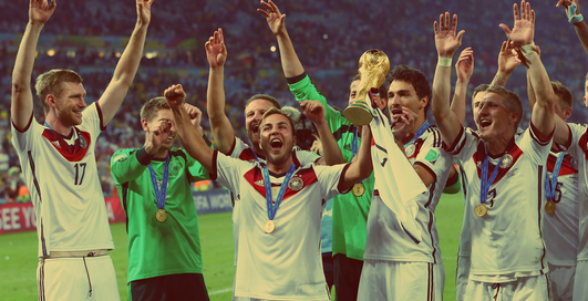 Как футболисты Германии Кубок мира поломали