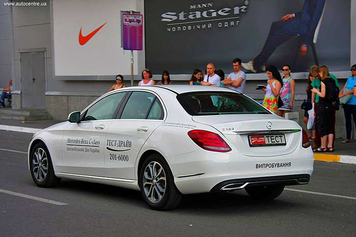 Тест-драйв Mercedes-Benz С 180: Маленький большой