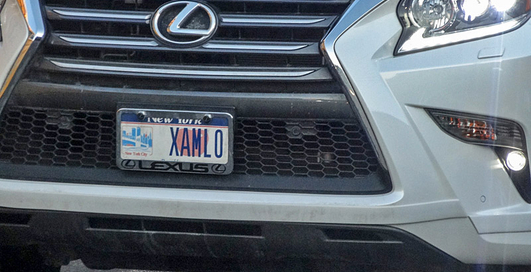 Странные Штаты: ТОП фото необычных авто-номеров