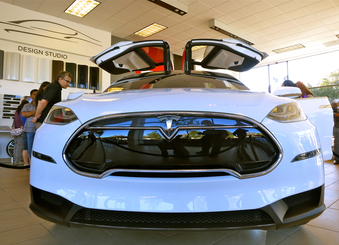 Tesla Model X: в четвертый раз они нас обманули...