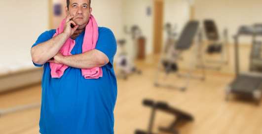 Почему жир на животе никуда не девается — ученые