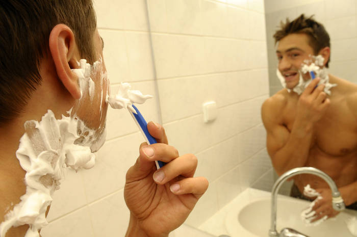 Как избегать раздражения после бритья: 7 советов