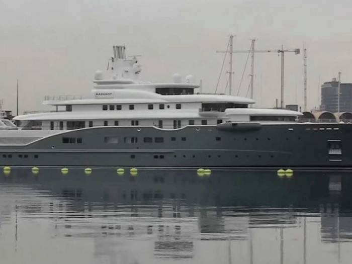 Яхты олигархов: ТОП-10 самых роскошных и дорогих