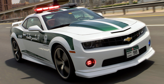 На чем катаются копы в столице ОАЭ: 10 суперкаров