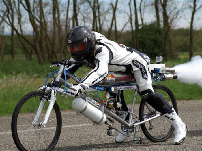 223 км/ч: установлен рекорд скорости на велосипеде