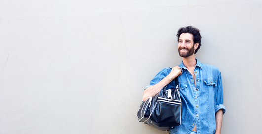 Сумки для путешествий: 9 стильных и неубиваемых