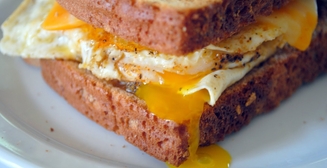 Еда с яйцами: 8 самых мужских рецептов