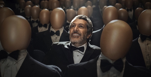 Онлайн-самоубийства, собачьи бои и спящая реальность. ОМКФ: гид по первым дням