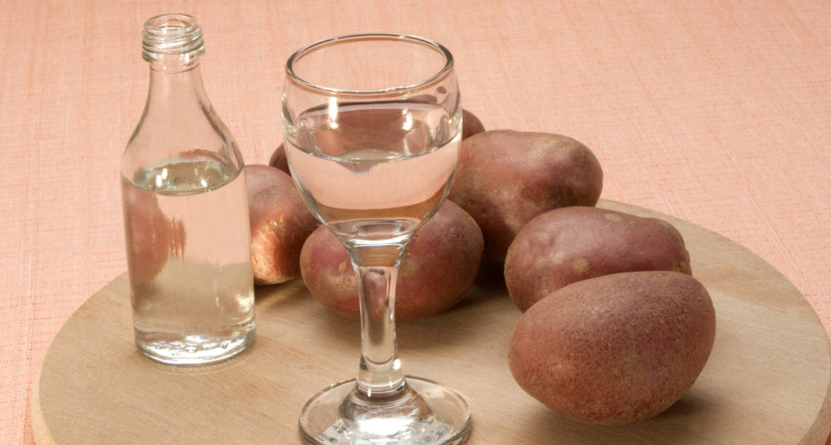 Водка из картошки: 5 популярных мифов о спиртном