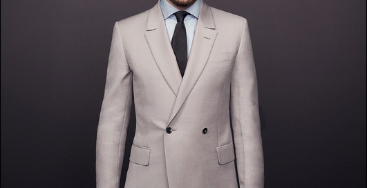 Джейми Дорнан: 5 стильных фишек актера