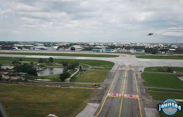 Адские посадки: 25 самых ужасных аэропортов в мире