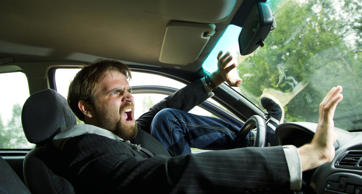 Отказали тормоза: как остановить машину