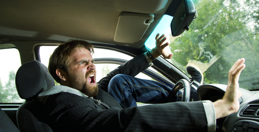 Отказали тормоза: как остановить машину