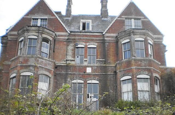 Заброшенная красота: 6 великих и пустующих замков