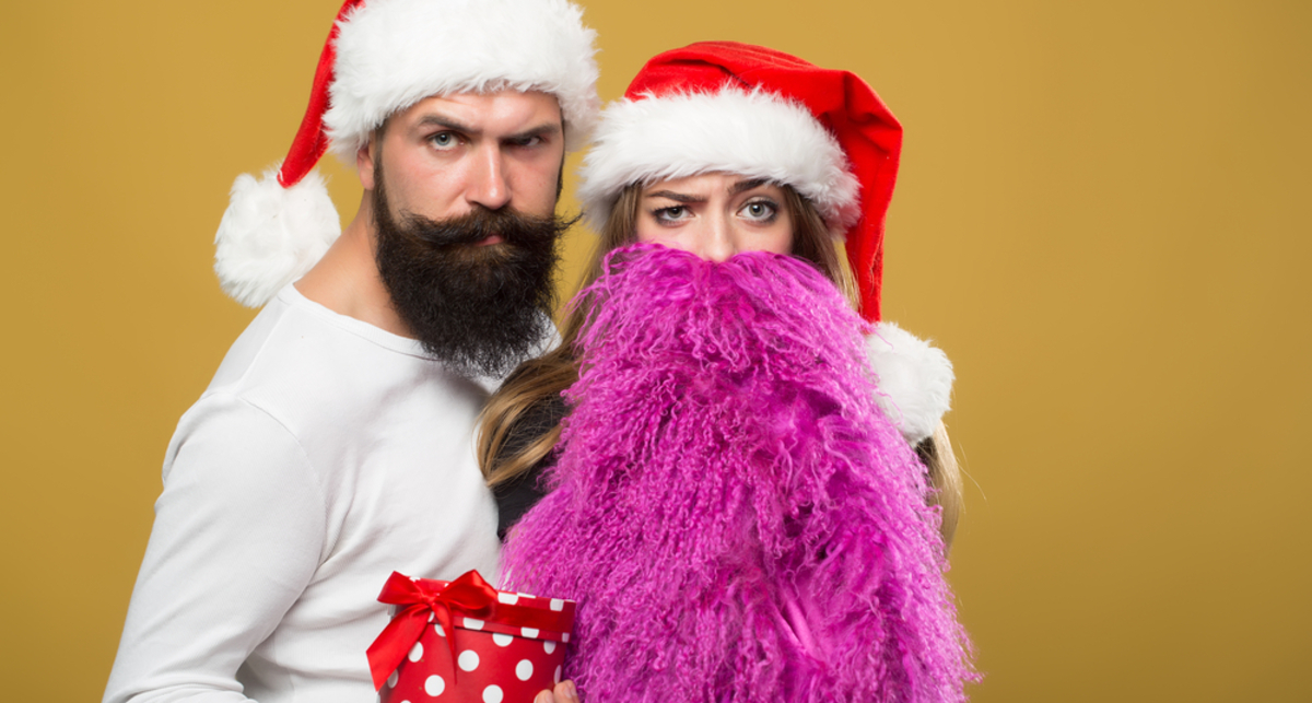Подарки женщине на Новый год: 20 самых отвратных