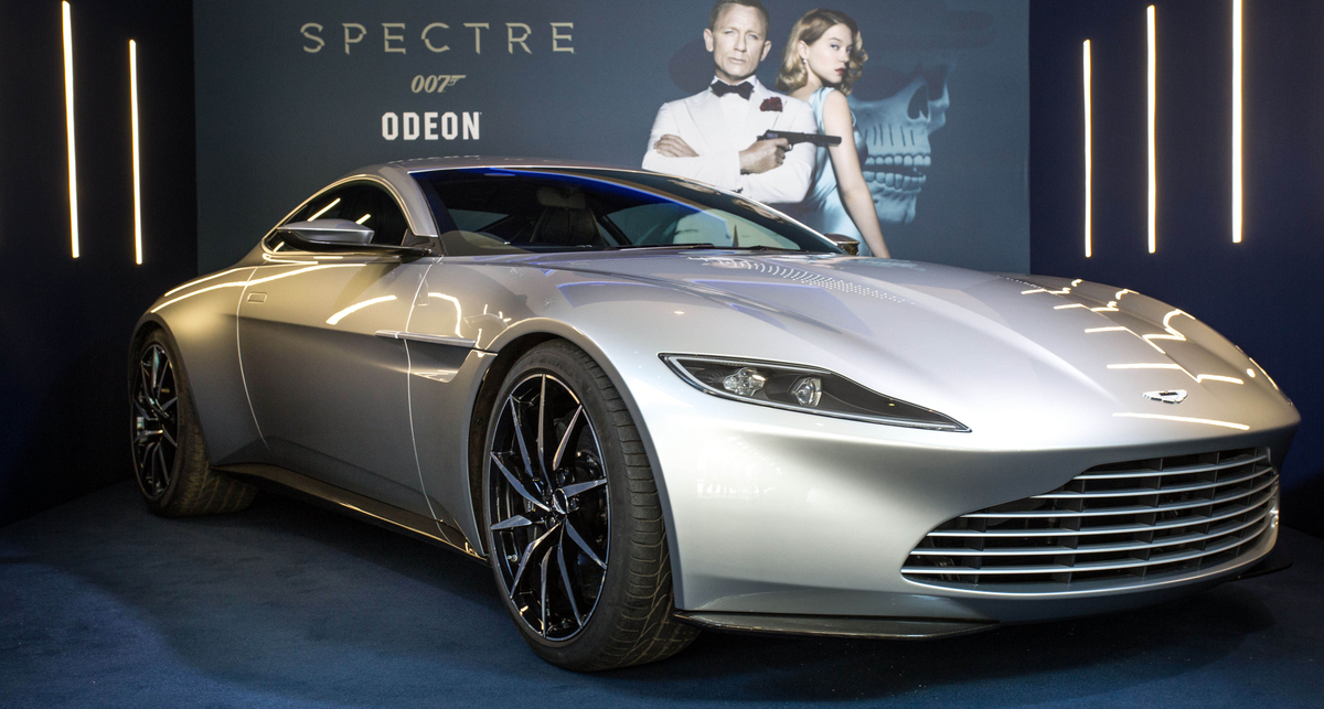 Aston Martin DB10: авто Джеймса Бонда выставили на продажу