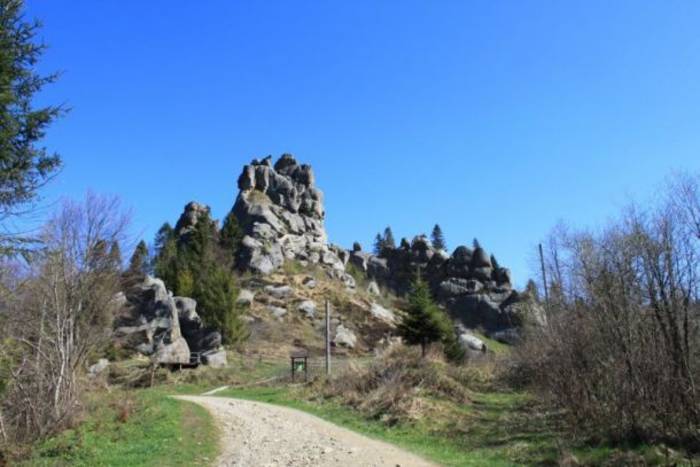 Украинские скалы: десять самых живописных