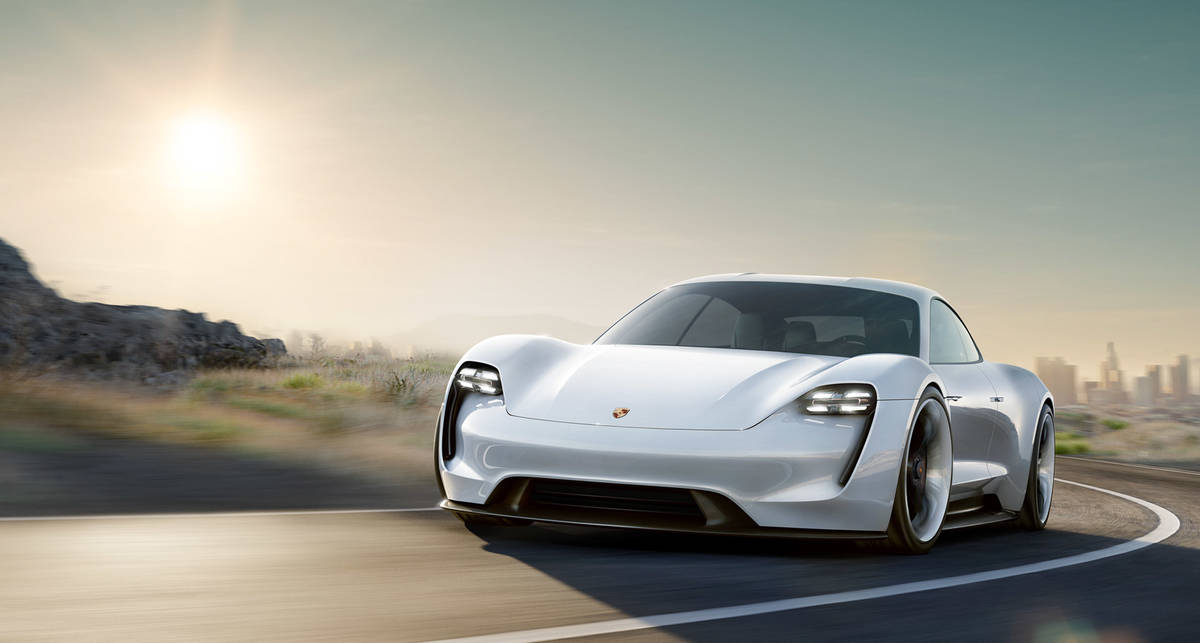Mission E: новый серийный электрокар от Porsche