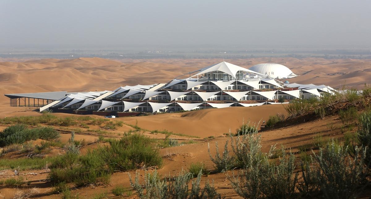 Отели в пустыне: десятка самых крутых